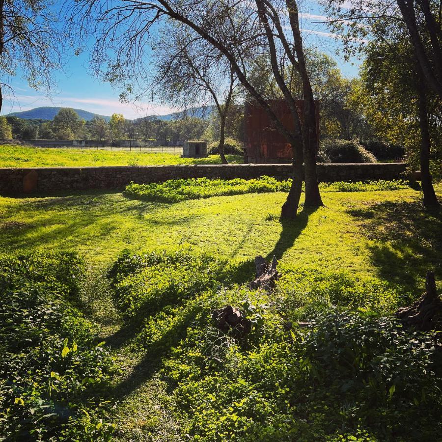 Posada Rural La Resinera La Adrada Exterior photo